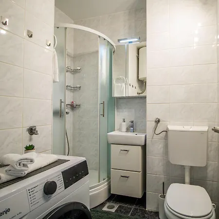Apartman Bright Side Of The Moon *